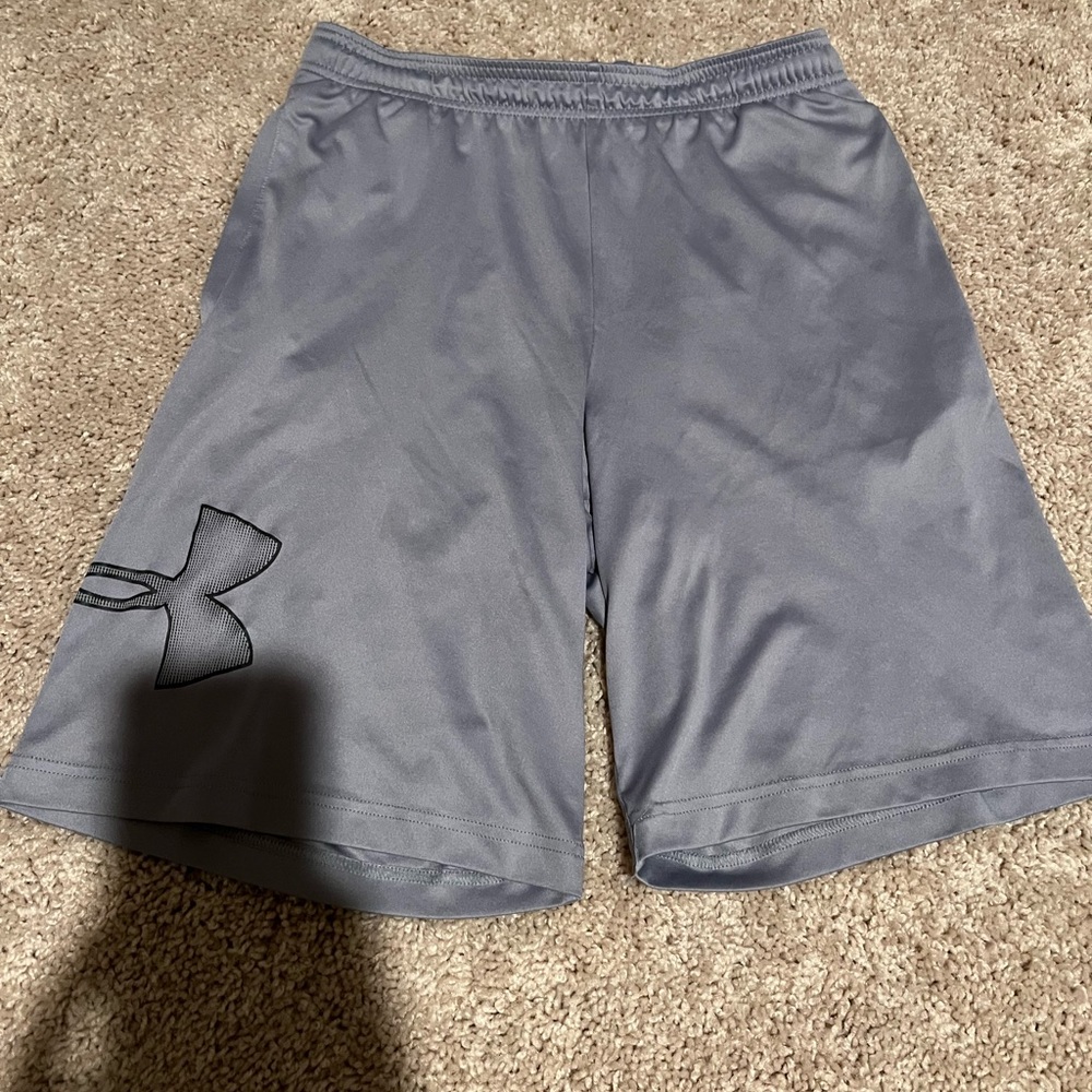 Under Armour Men’s Small Gray Athletic Shorts